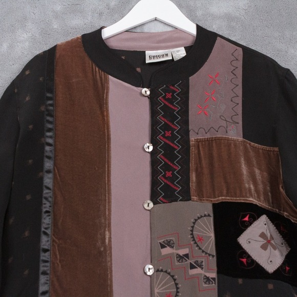 CHICOS DESIGN Patchwork Silk Velvet Embroidered Jacket Art To Wear Boho Sz 2/L - Picture 2 of 6